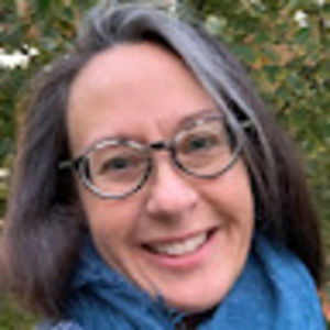 Meet your Posher, Carolyn